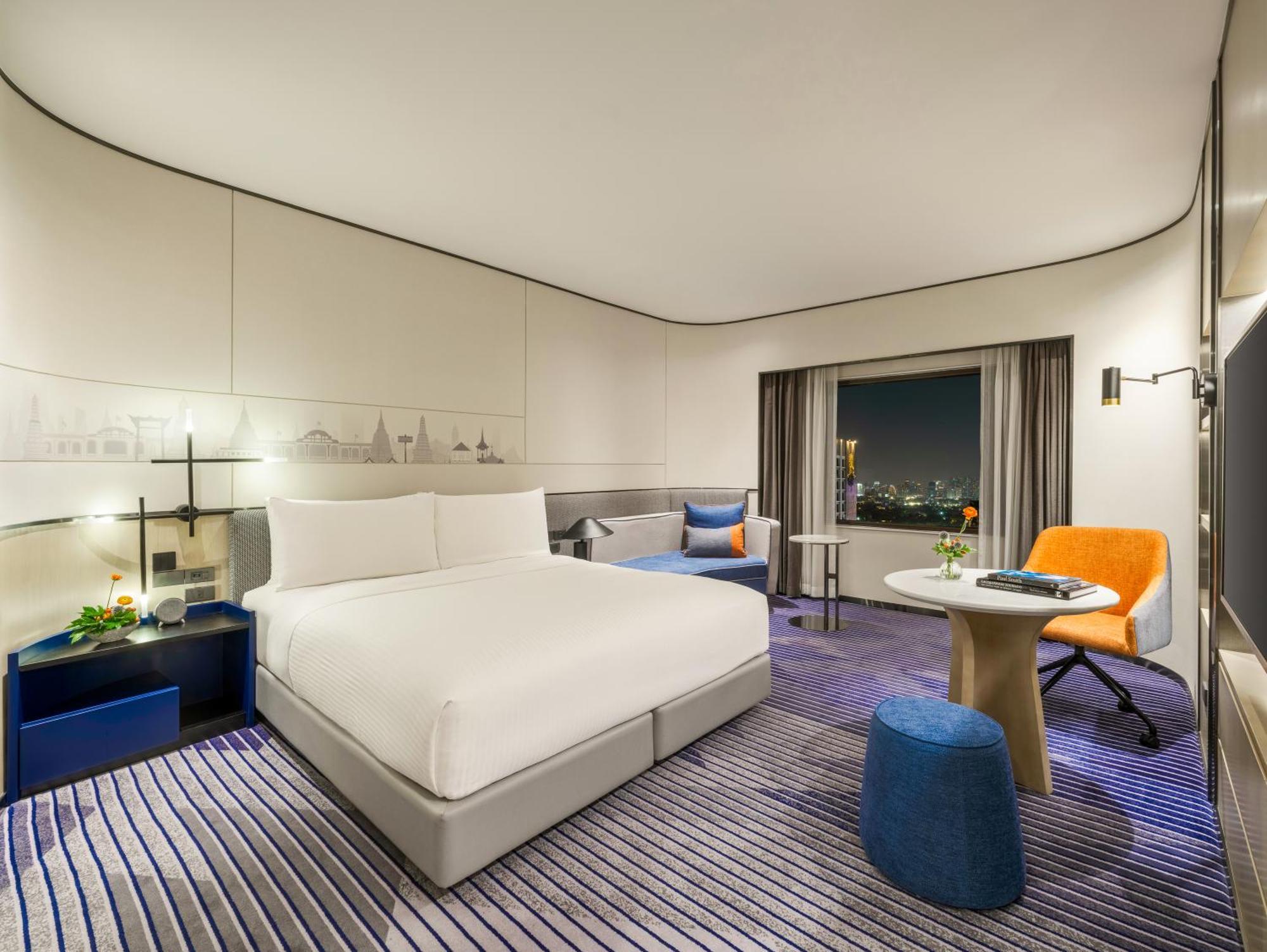 Crowne Plaza Bangkok Lumpini Park By Ihg Hotel Exterior photo
